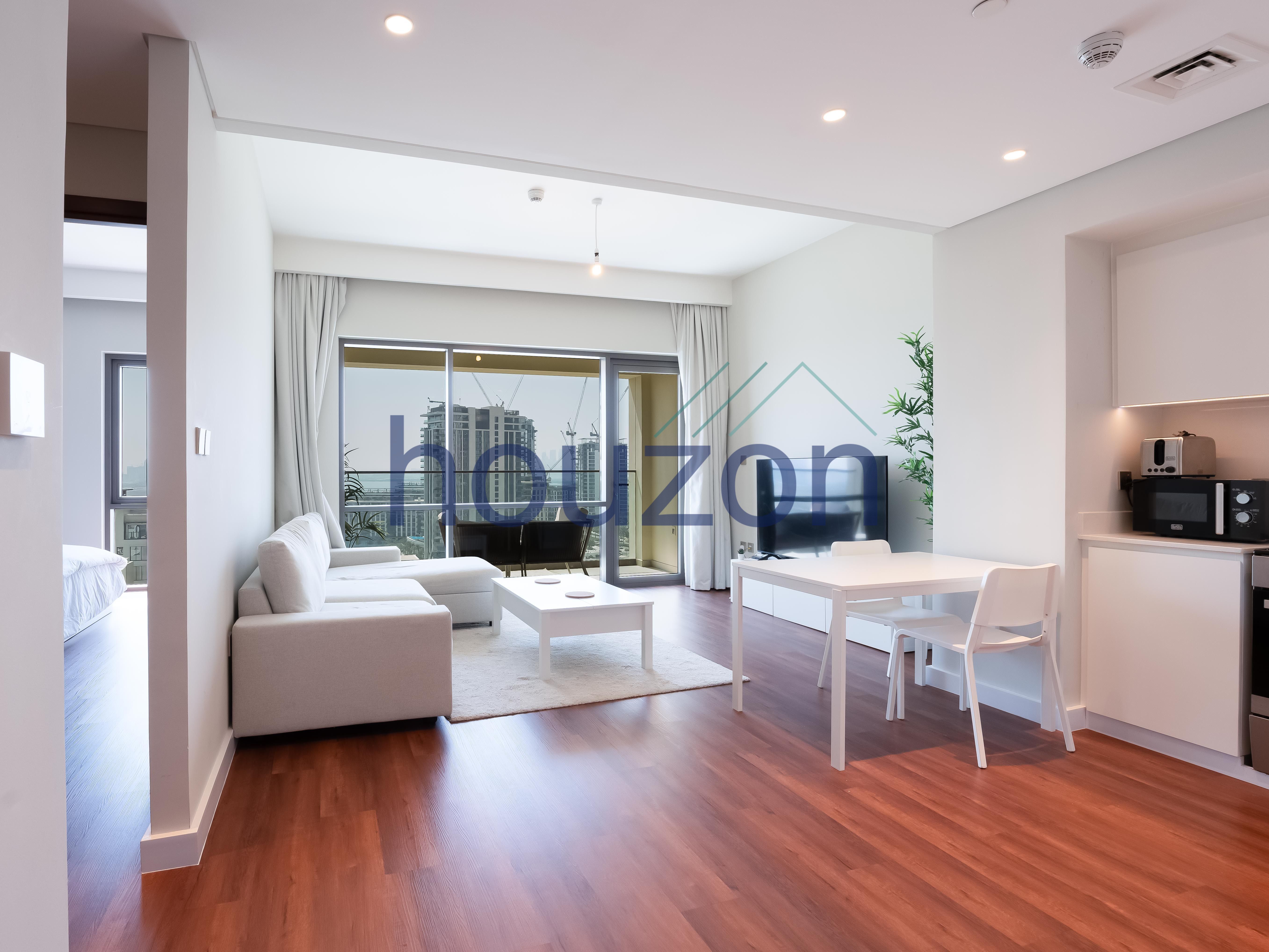 Upgraded 1BR| Burj + Sea View | Furnished | Vacant