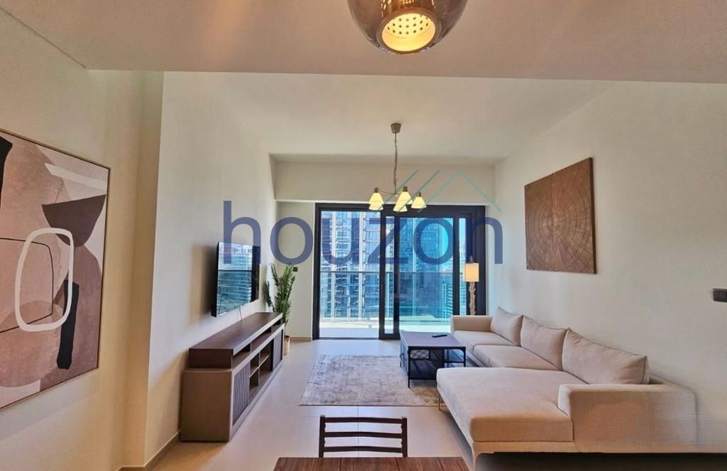 Luxurious 1BR | Modern + Furnished | Chiller Free
