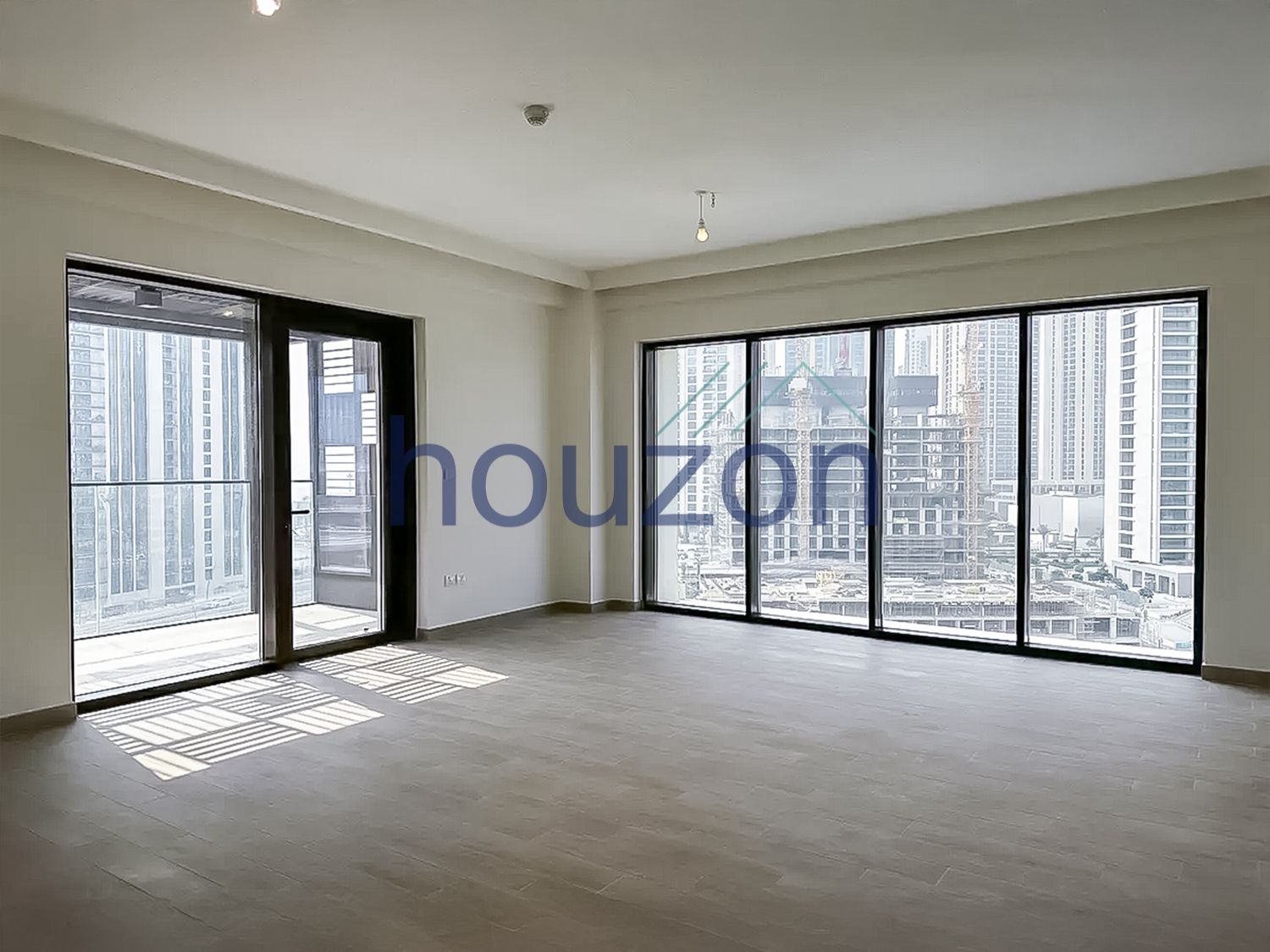 Spacious 3BR | Beach Access | Lagoon View