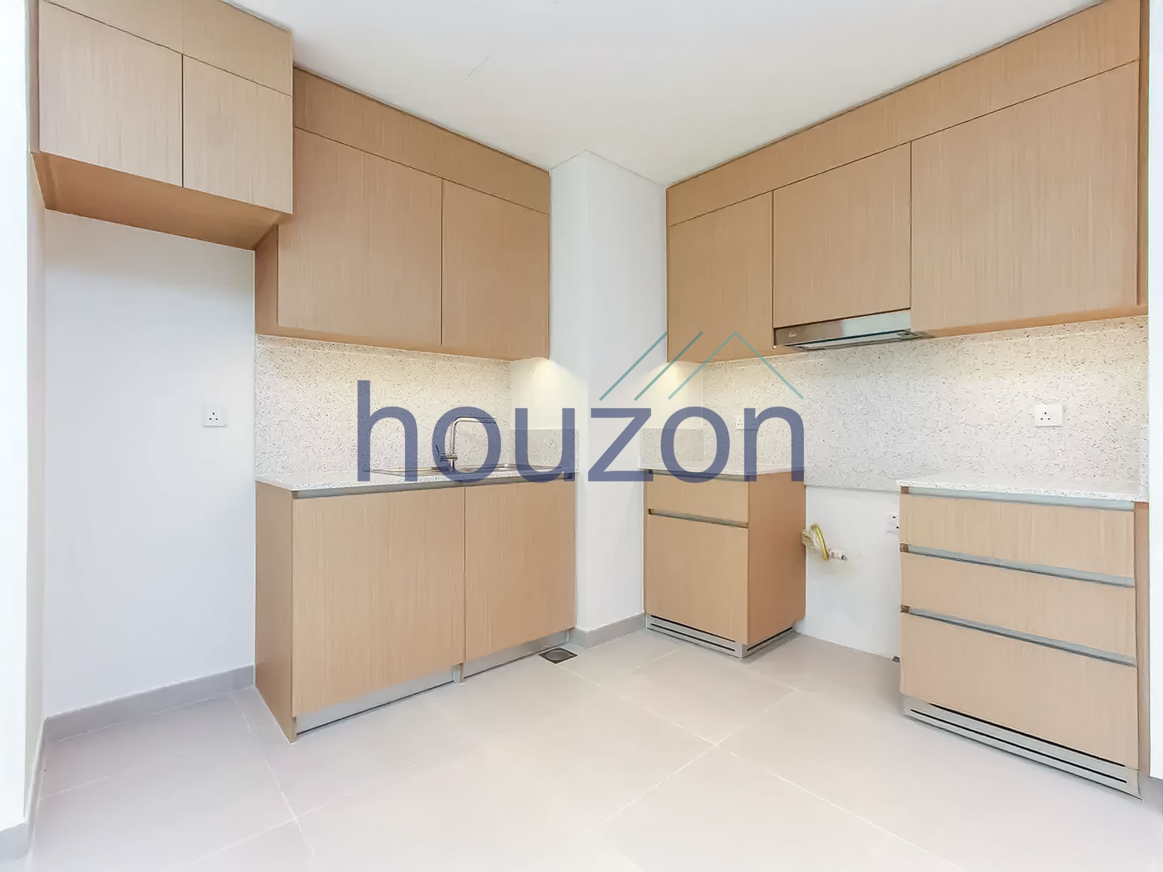 Modern 1 BR | Chiller Free | Beach Access