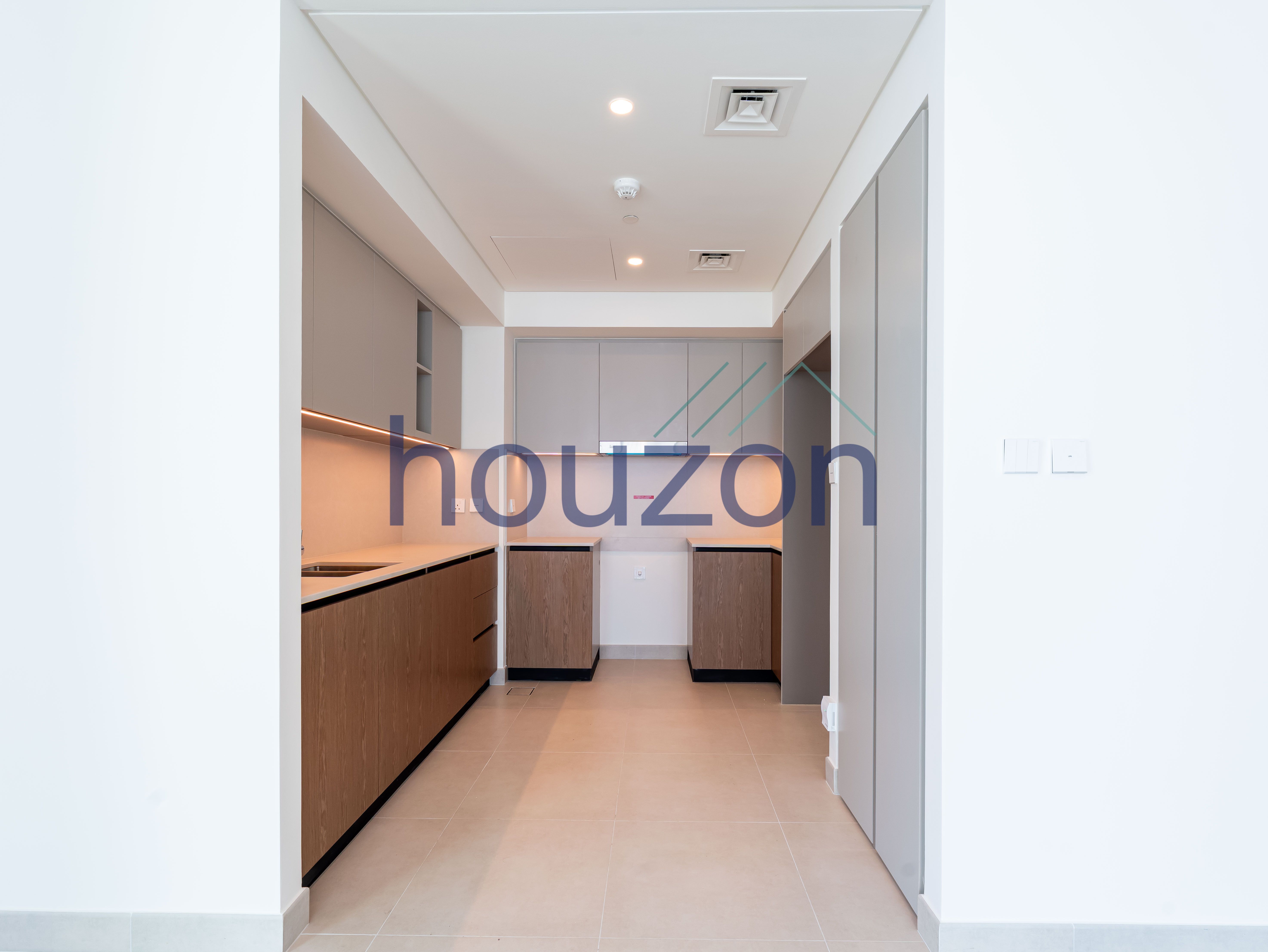 Brand New 3BR | Chiller Free | Lagoon View