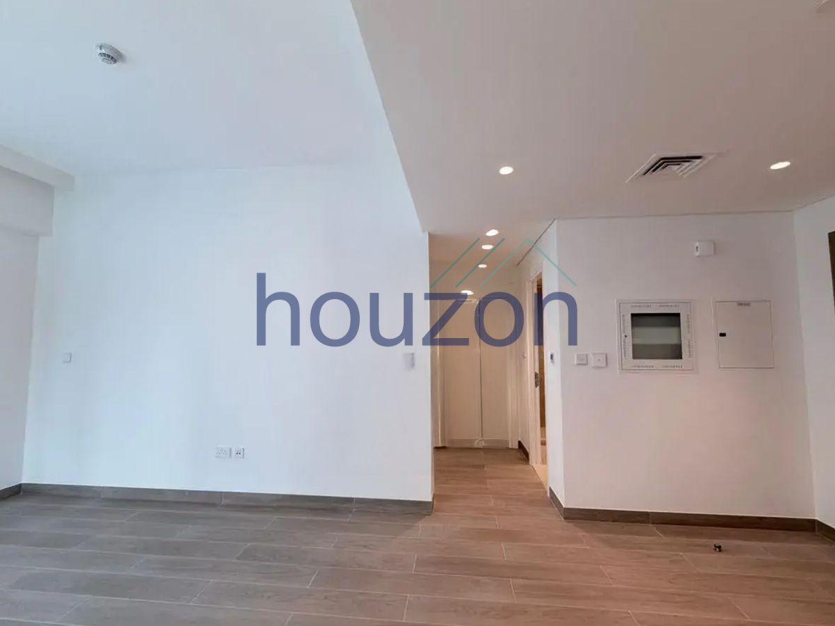 Modern 1BR | Sea View | Chiller Free