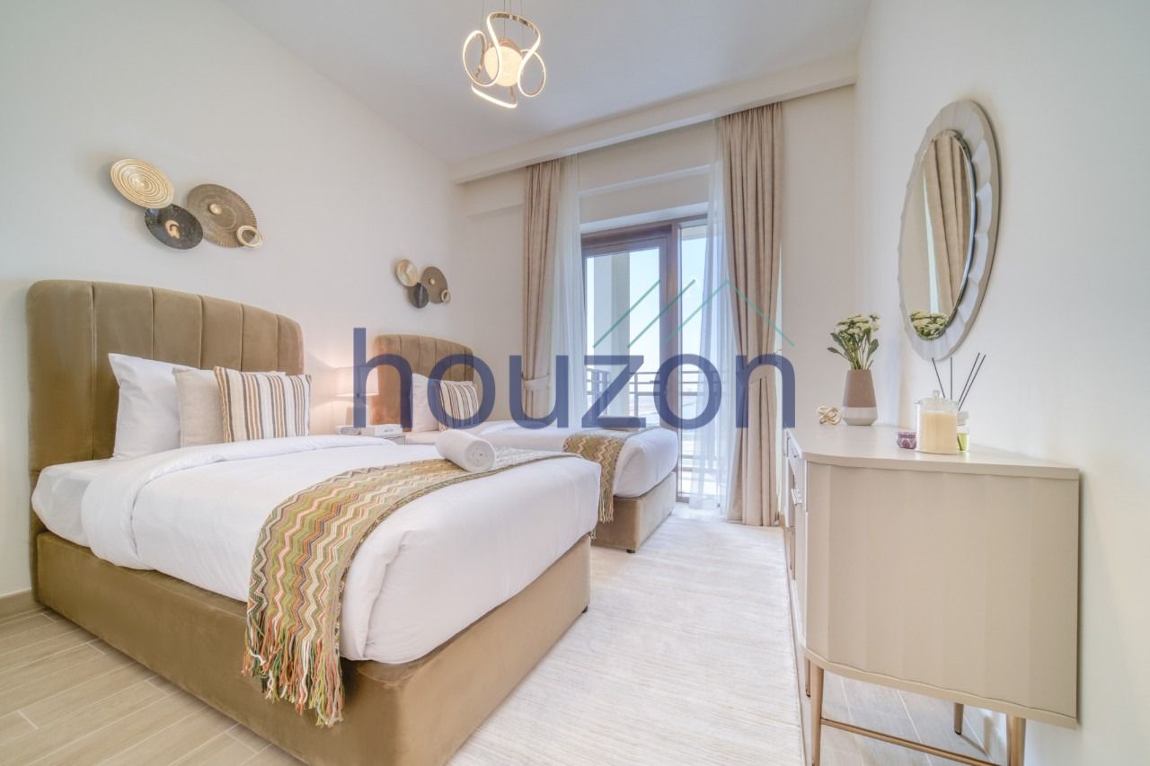 Modern Bright 3BR | Lagoon view | Beach Access