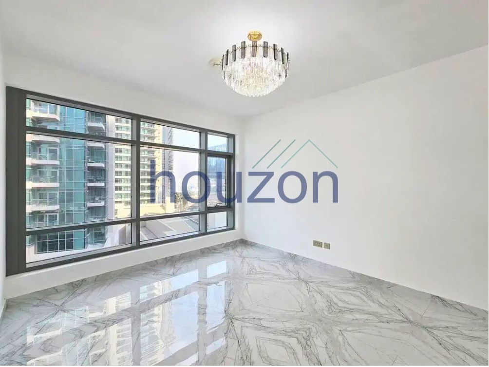 Upgraded 2BR| Spacious Layout| Hot Deal
