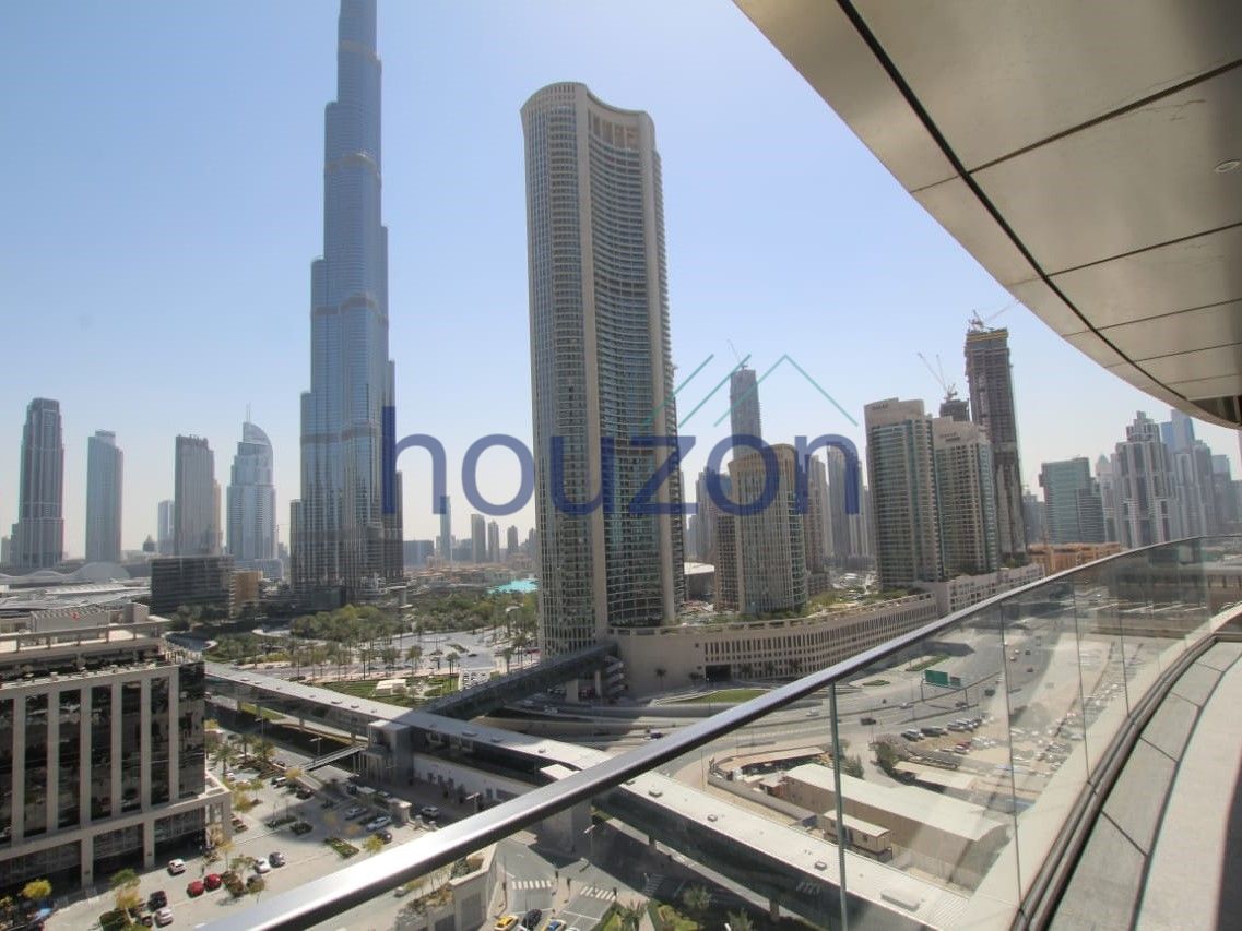Spacious 2BR | Burj Khalifa View | Chiller Free