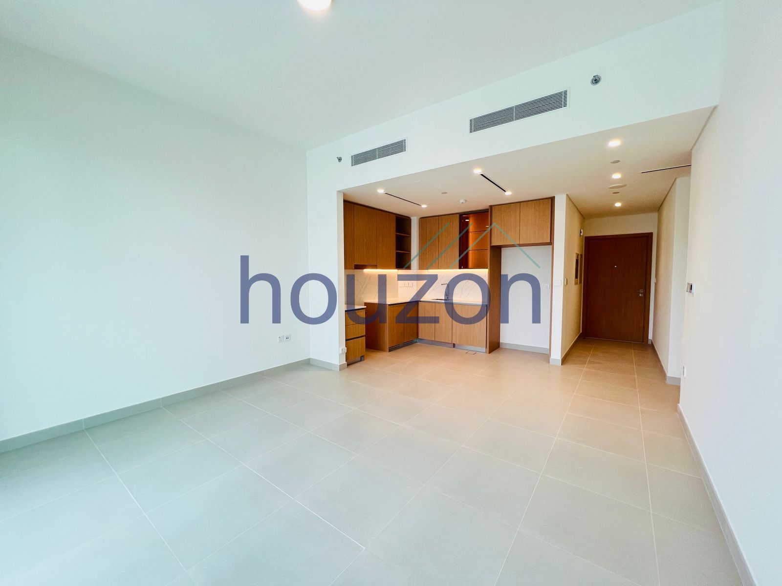 Chiller Free 2BR | Pool + Park View | High Floor