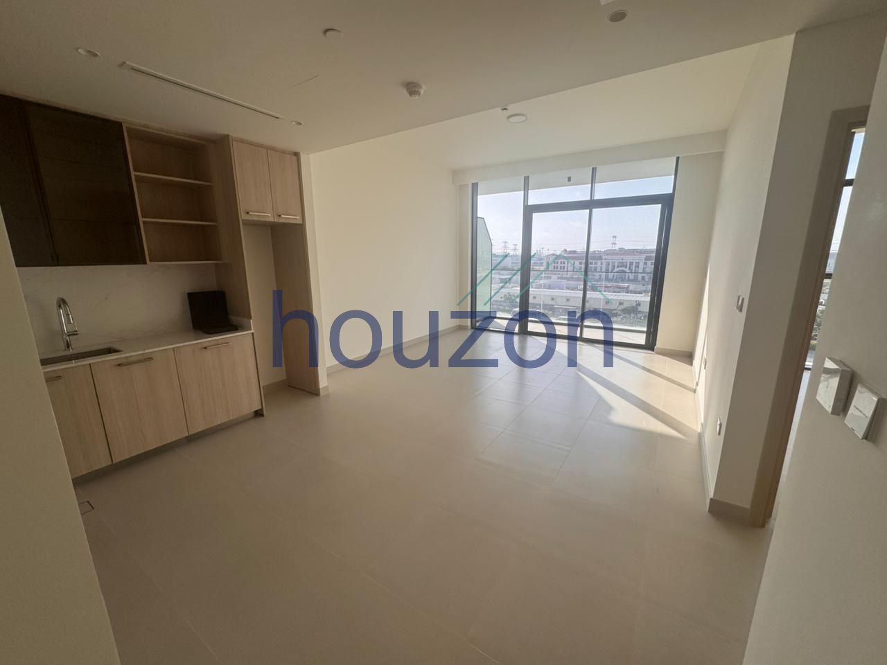 Brand New 1BR | Spacious | Golf Course View