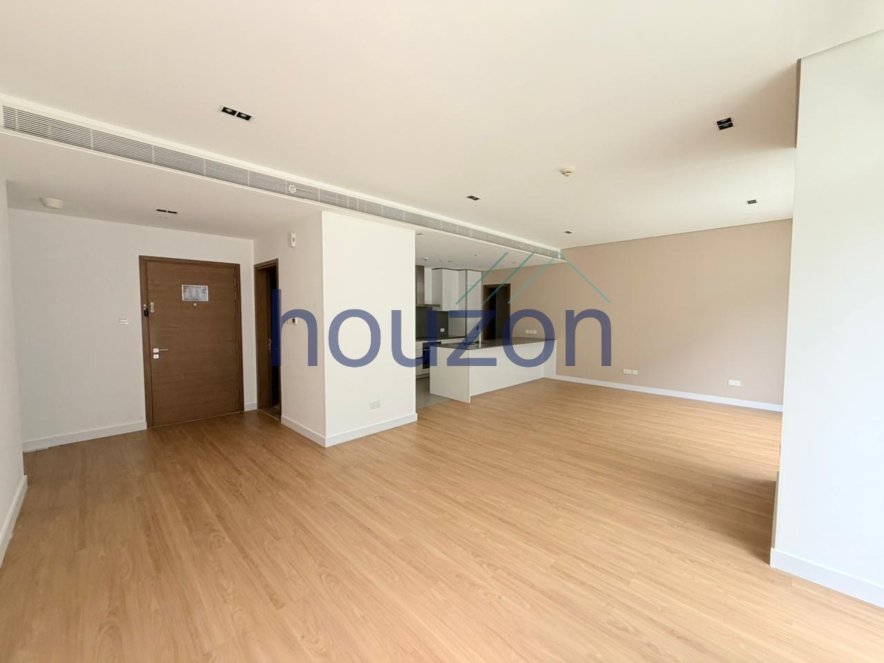 Modern+Huge 2BR+M/R | No Construction | Best Price