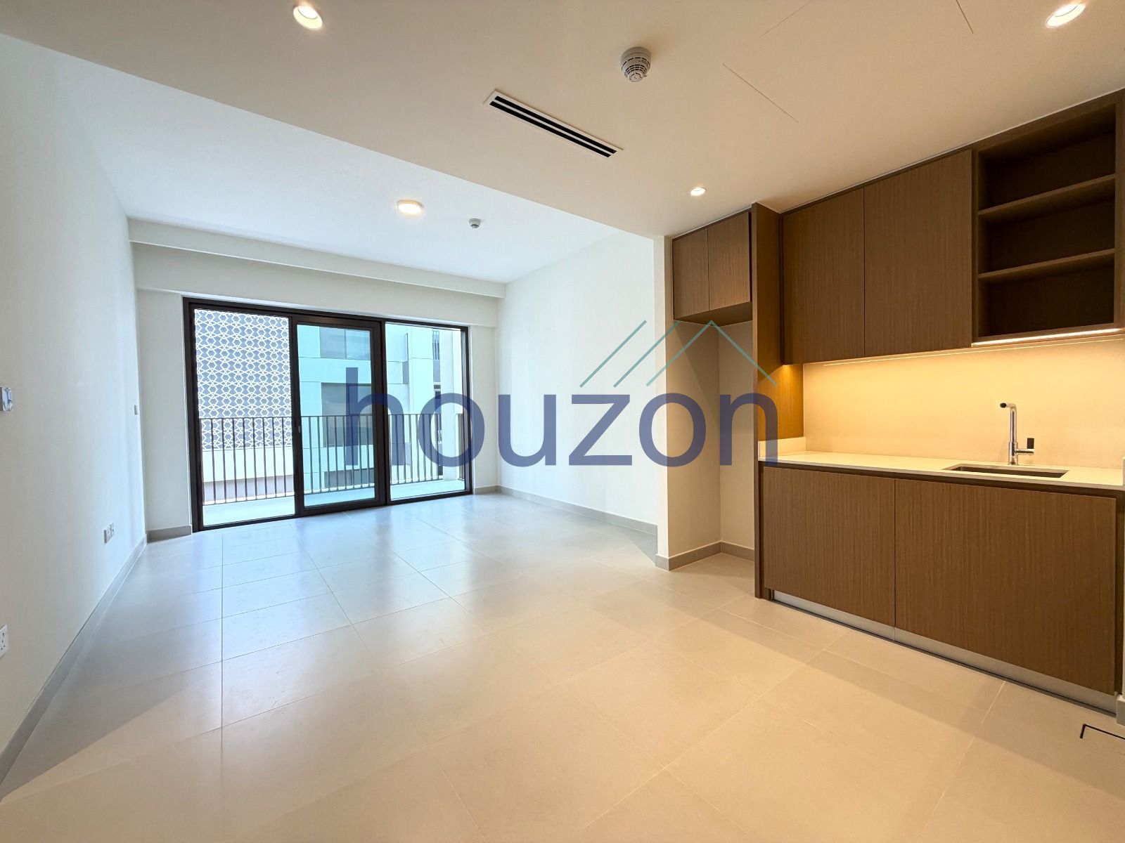 Chiller Free | Modern 1BR | High Floor