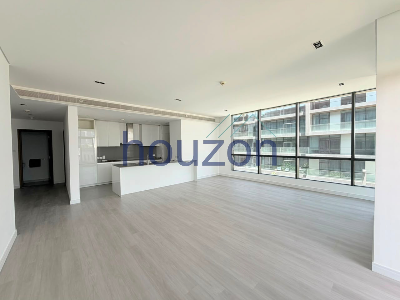 Renovated 3BR+M/R | No Construction | Best Price