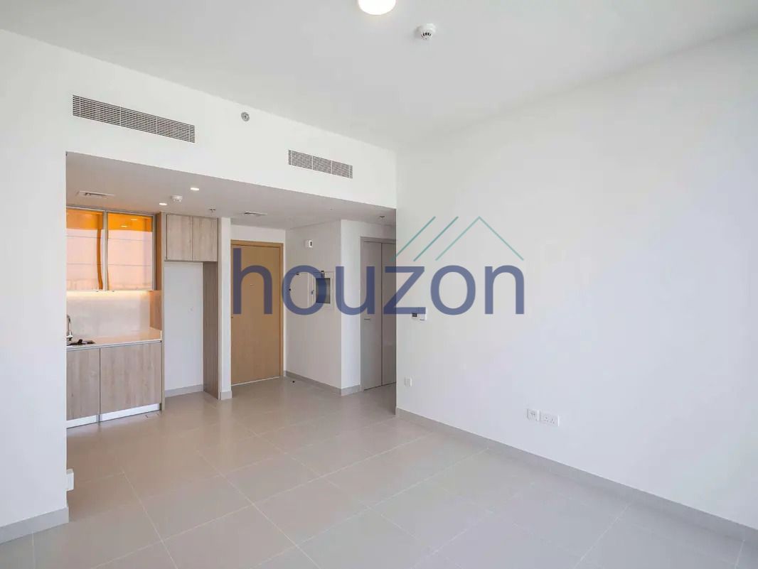 Spacious + Brand New 1BR | Pool View | Balcony