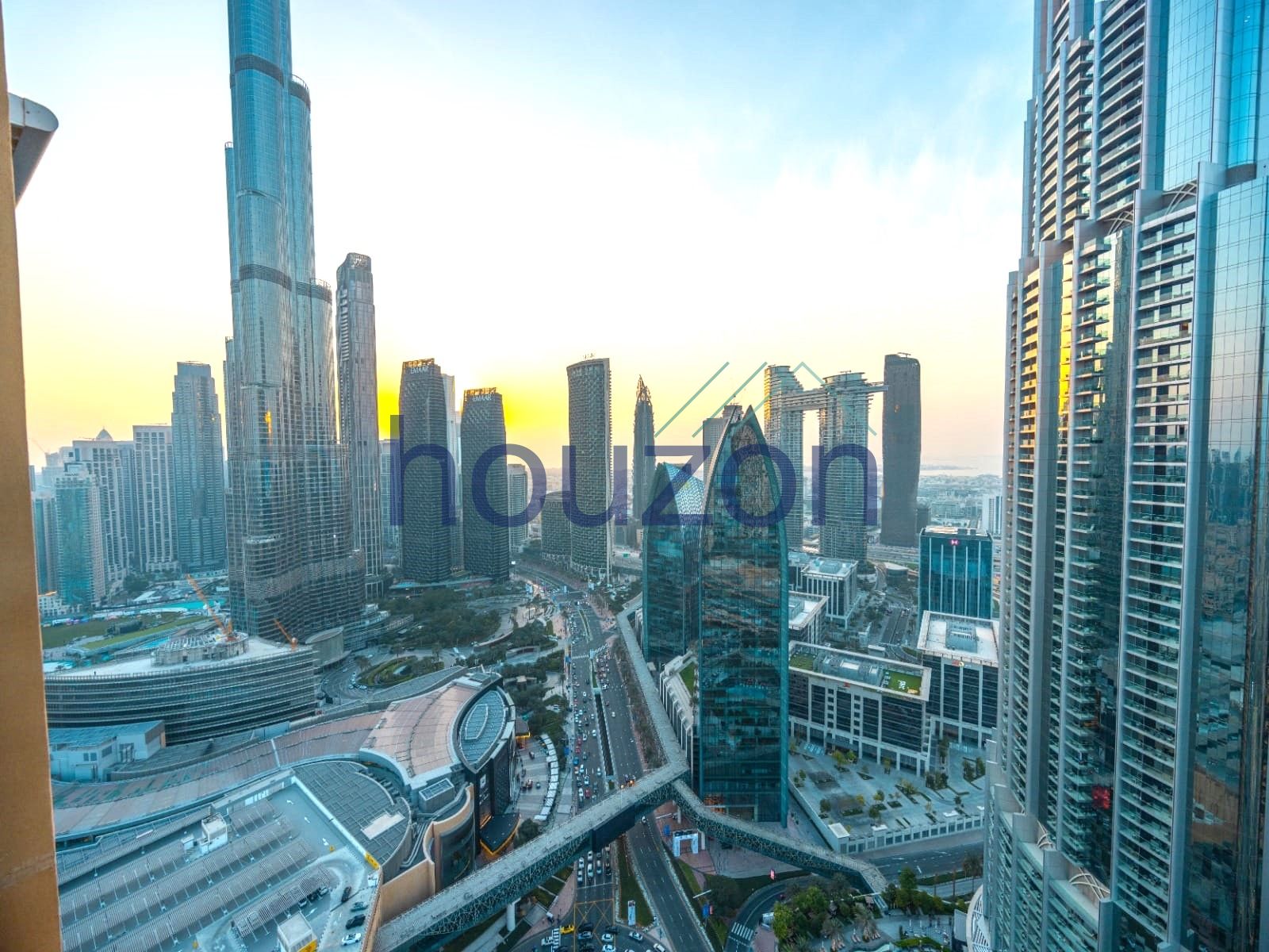 Luxurious Studio |Burj & Fountain View| High Floor
