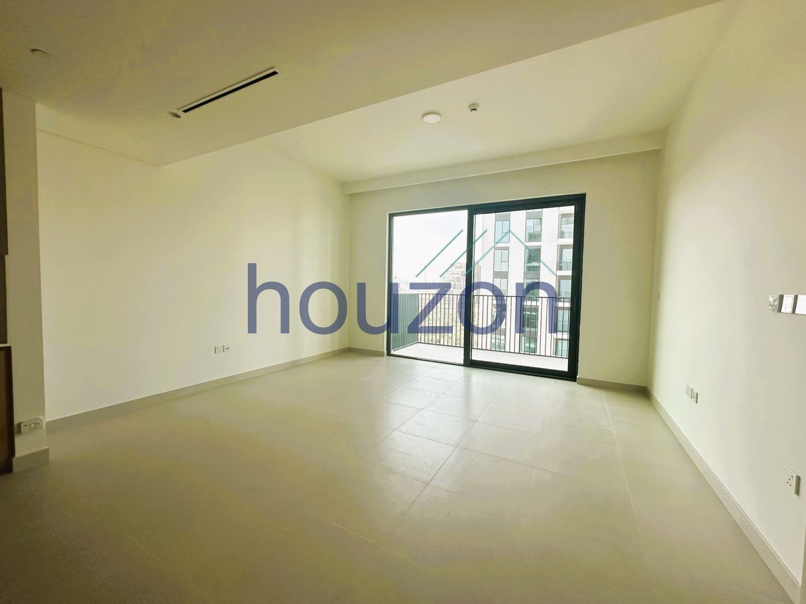 Chiller Free | Modern 2BR | Pool + Park View