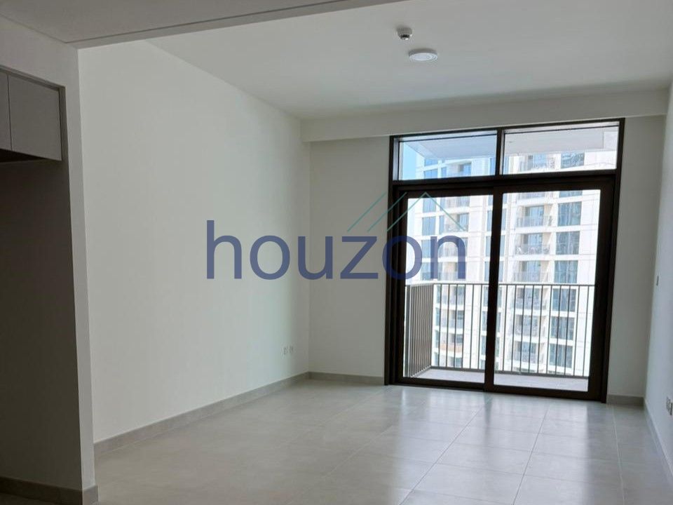 Modern 1BR | Burj + Sea View | Unfurnished