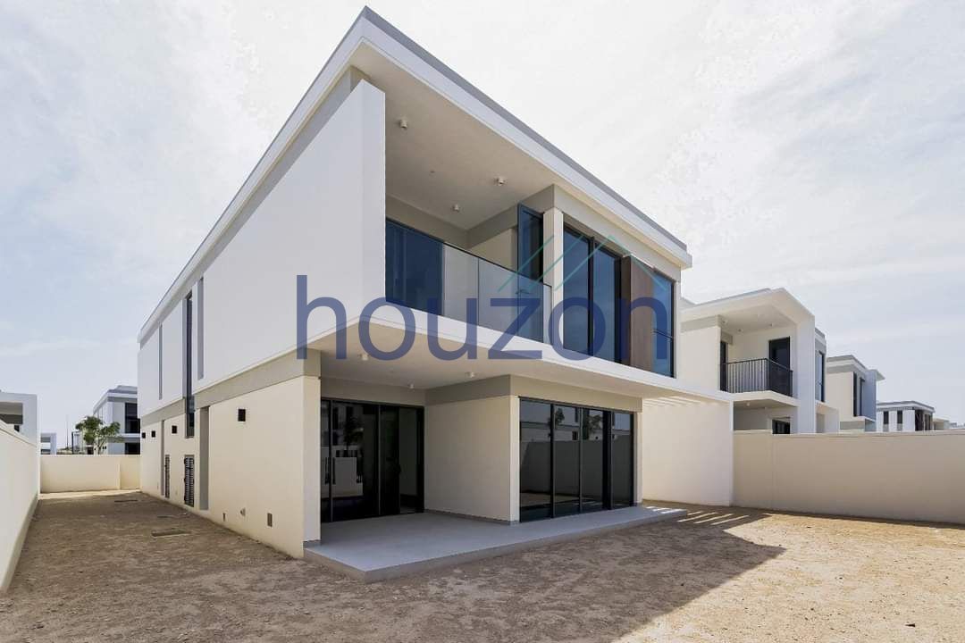 4BR Villa | Single Row | Landscaped Garden