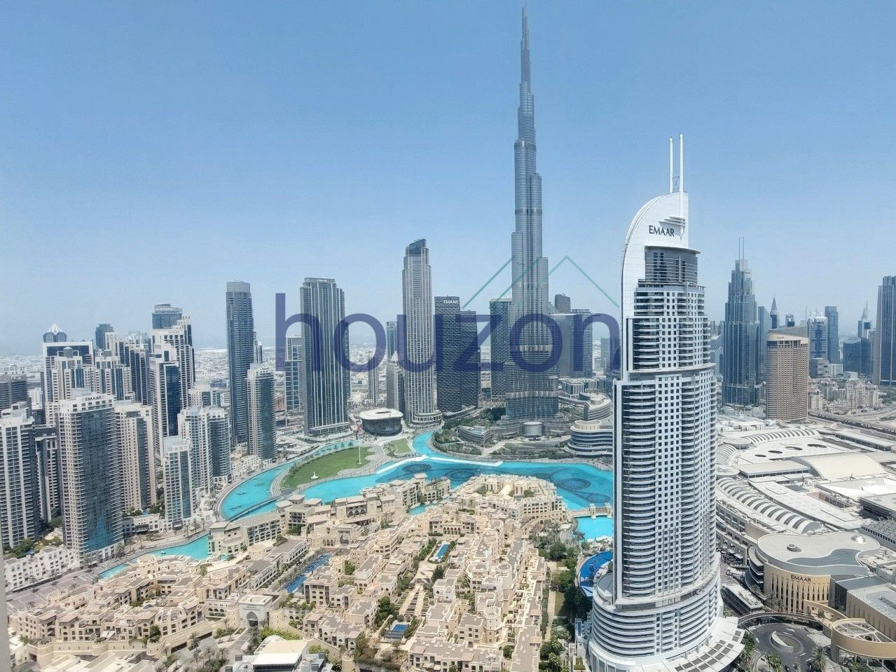 Luxurious + Modern 2BR | Burj Khalifa View| Vacant