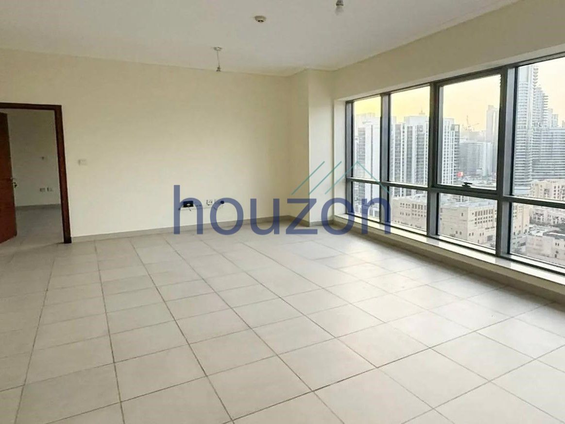 Spacious + Bright 3BR | Unfurnished | Burj View