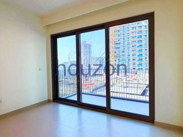 Chiller Free 1BR | Brand New | Community View