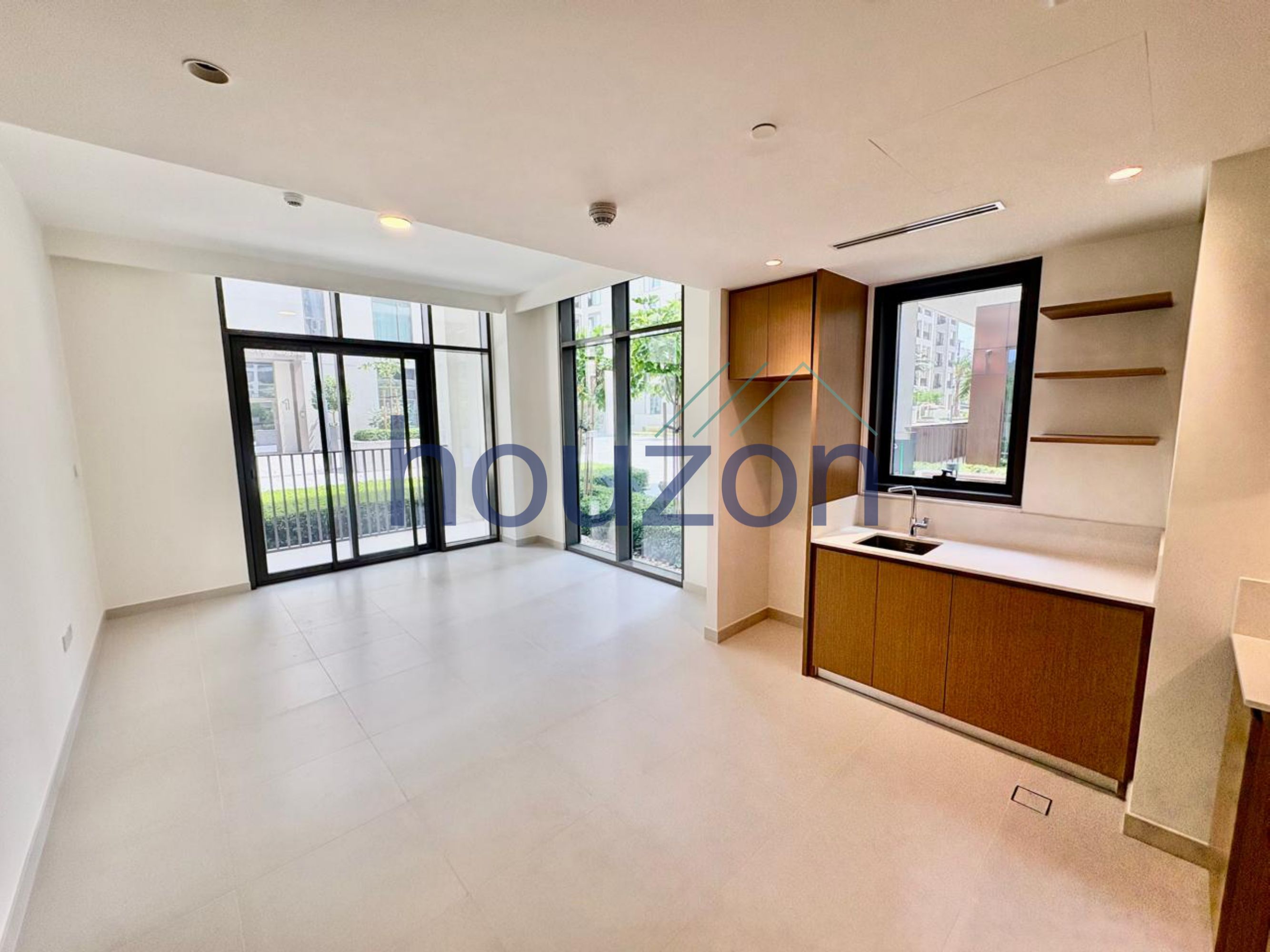 Prime Location 1 BR | Corner Unit |  Lowest Price
