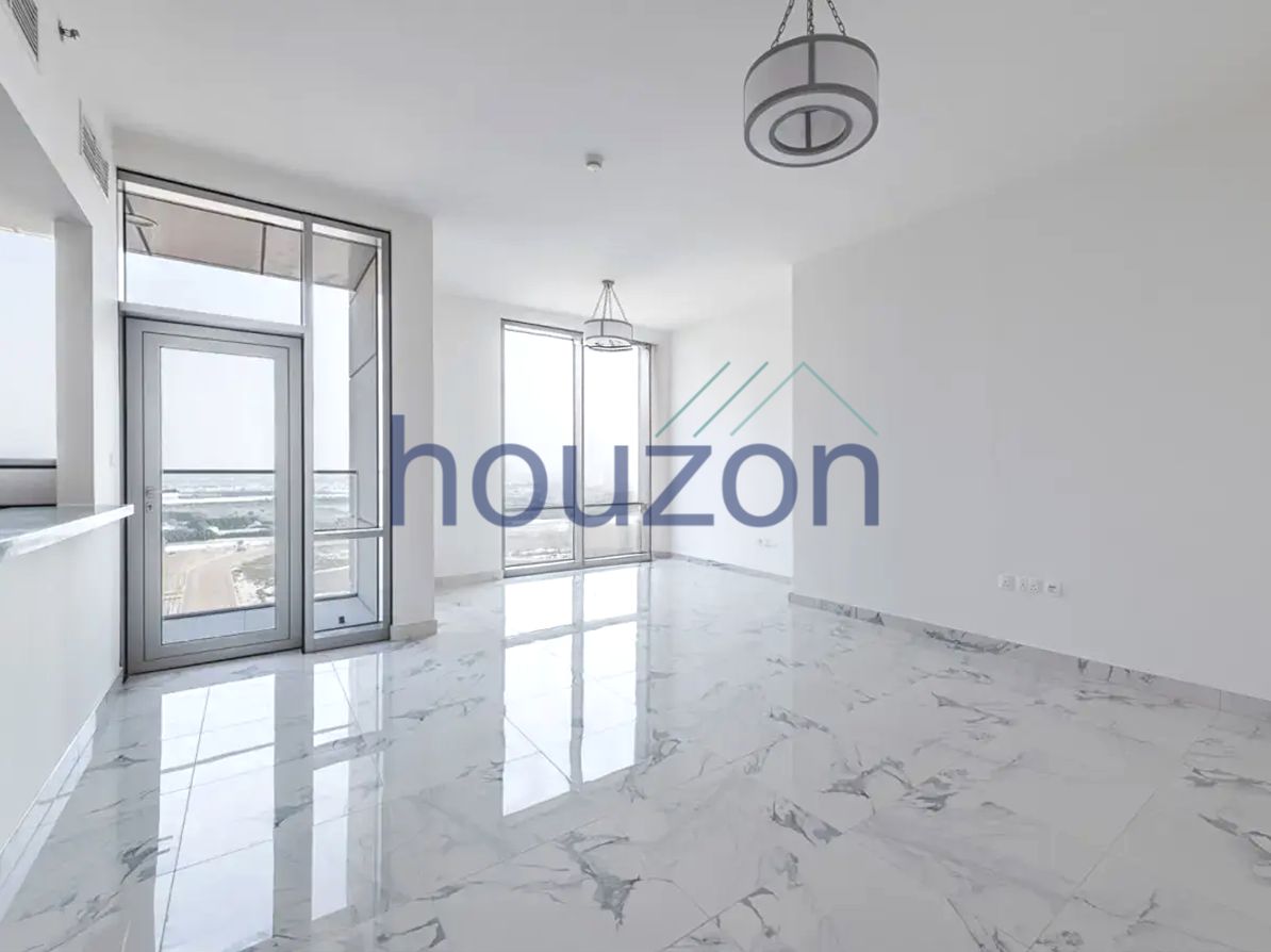Luxury + Bright 2BR | Canal View | Big Layout