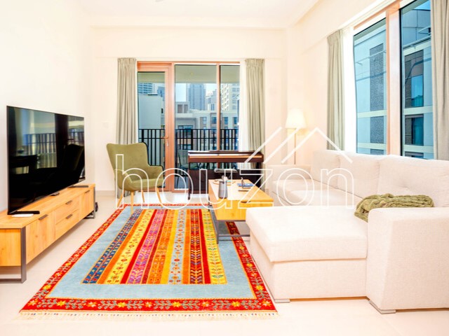 Modern 1BR | Prime Location | Vacant | Furnished