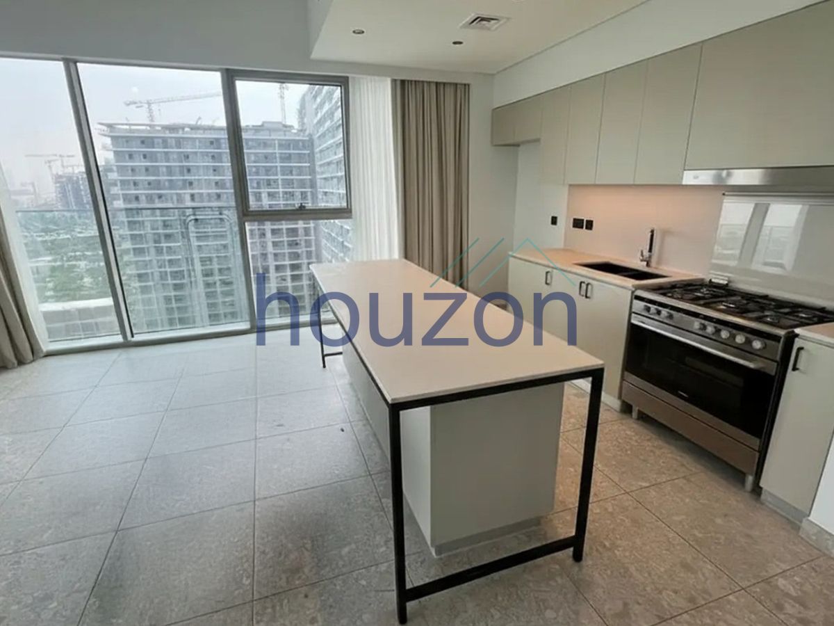 Luxurious 3 BR | Golf Course View | High Floor