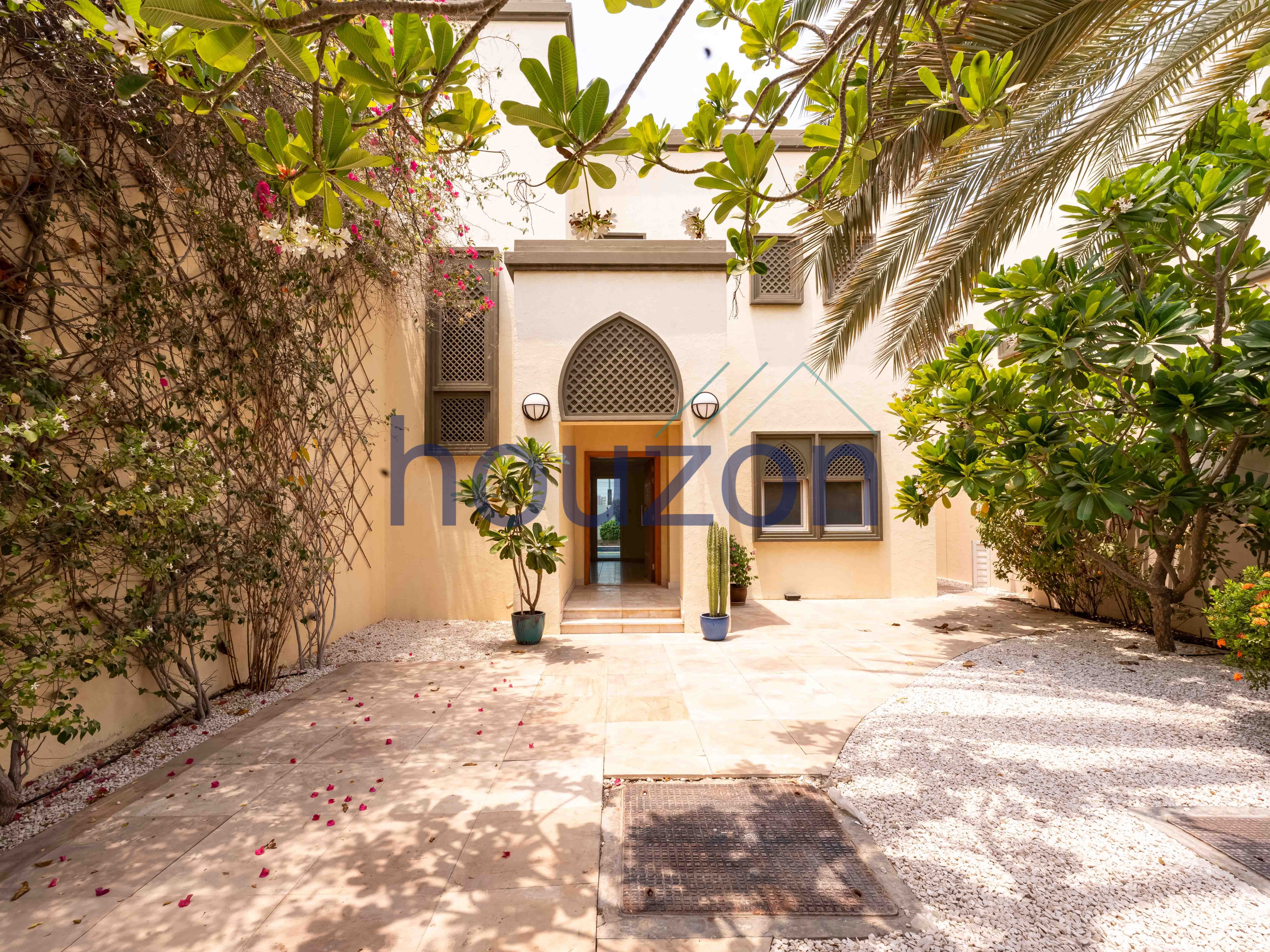 Spacious 3BR Villa | Landscaped | Private Pool