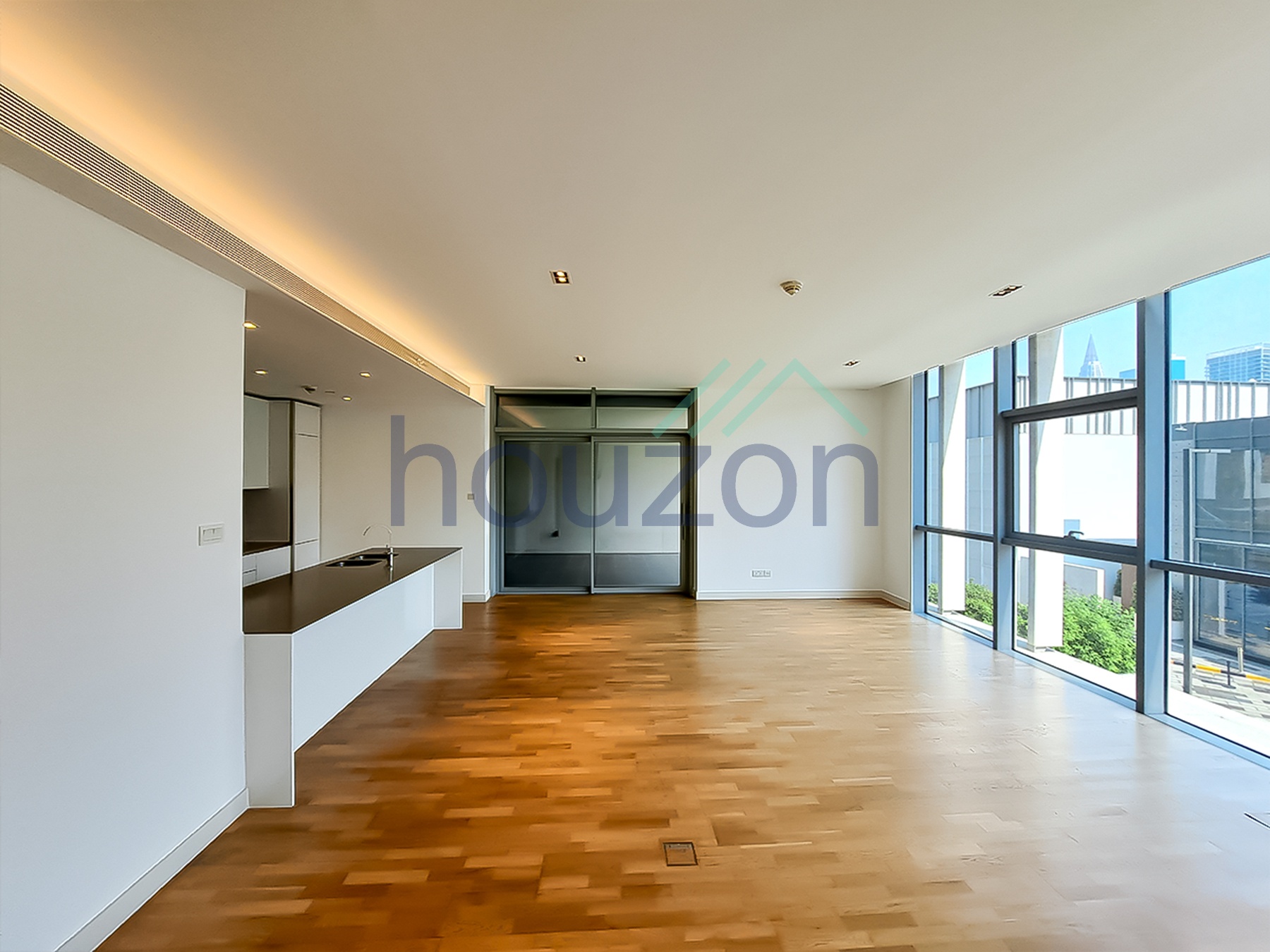 Large Layout 1BR | Bright Interiors | Vacant