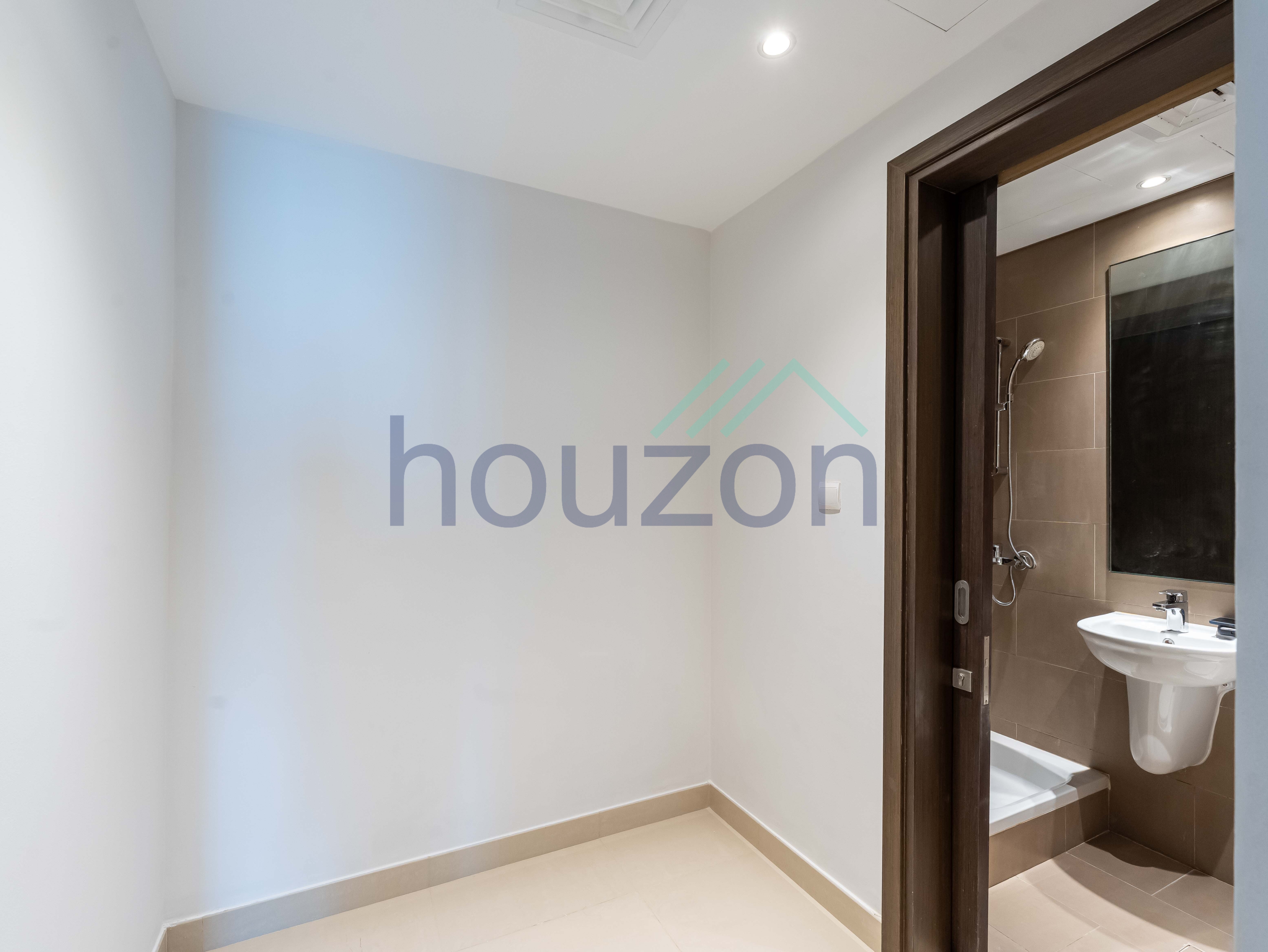 Spacious 3BR | Lagoon View | 3 Balconies