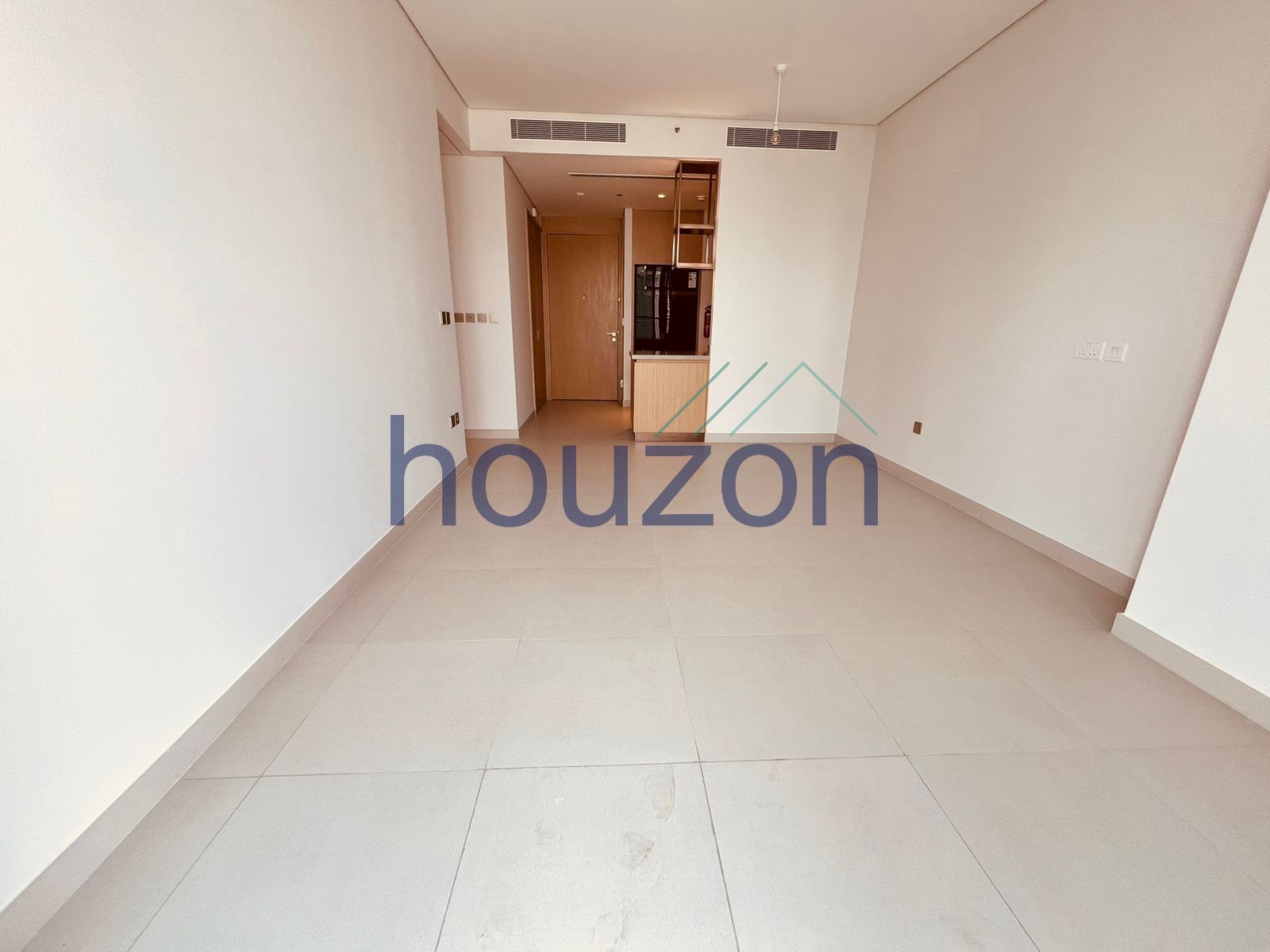 Luxurious 2BR | Burj Khalifa View | Mall Access