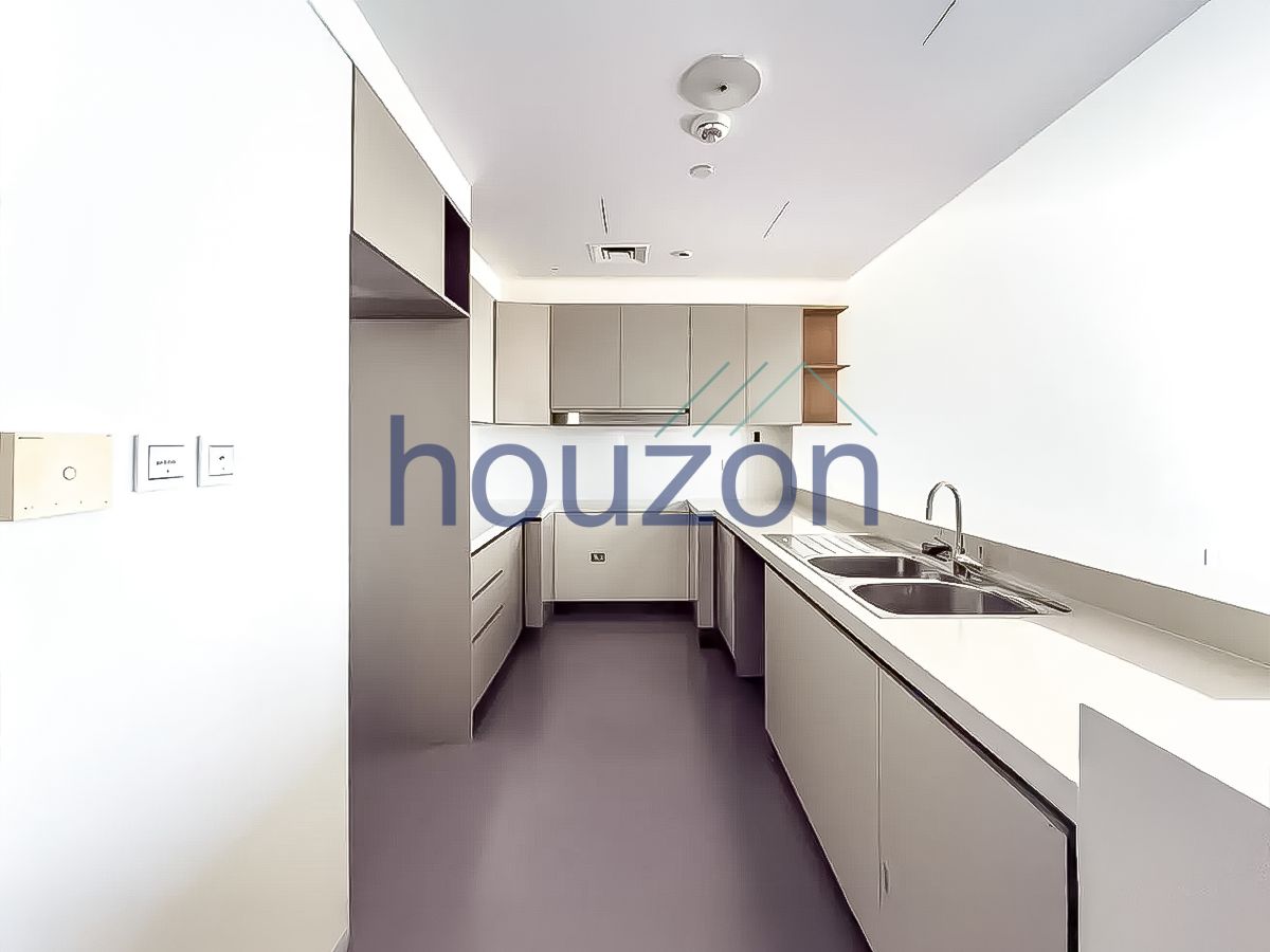 Spacious Layout | 3BR High Floor | Corner Layout