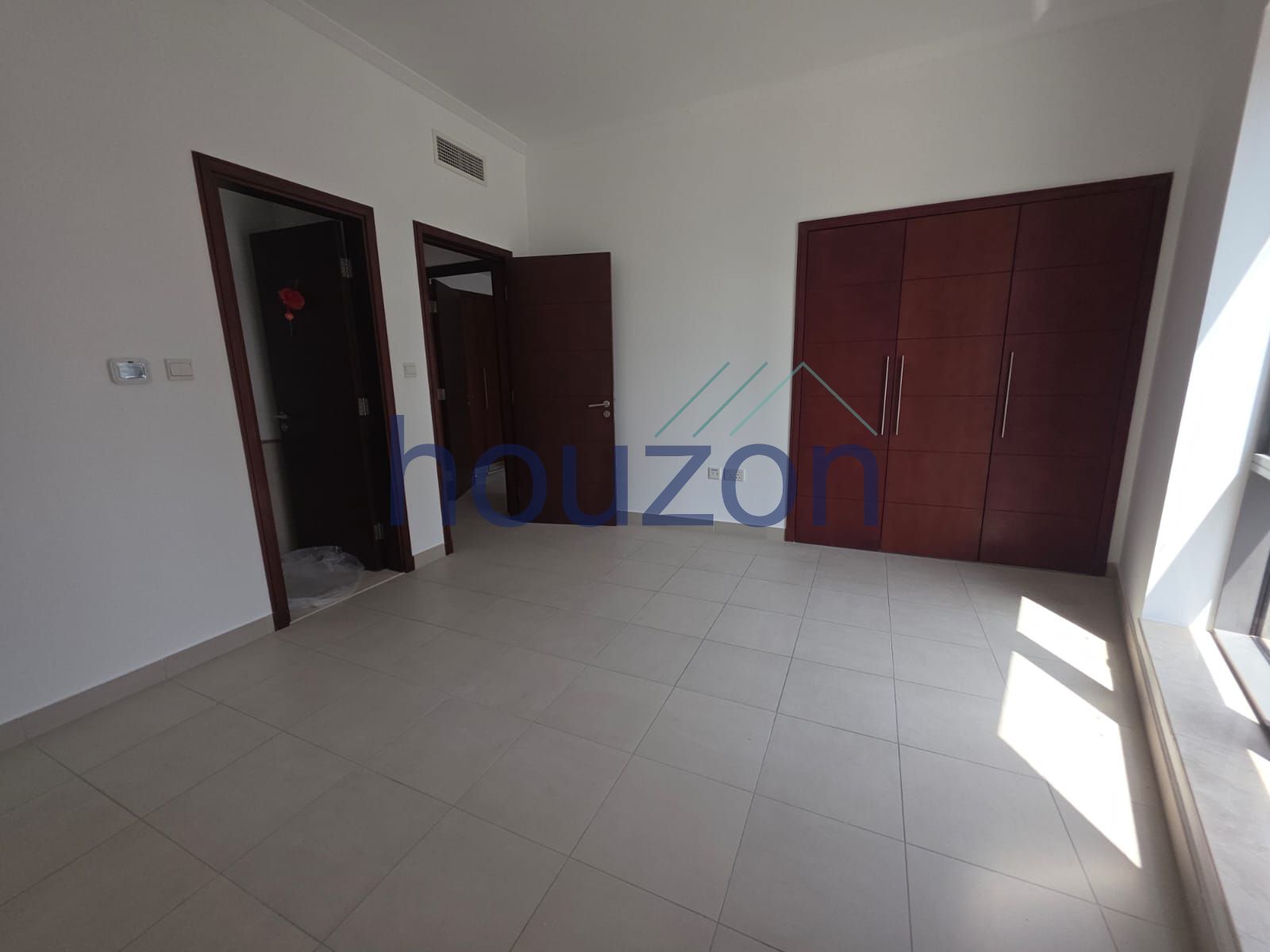 Modern 2 Bedroom | Spacious | Vacant