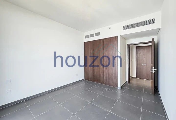 Bright + Modern 1BR | Balcony | Chiller Free