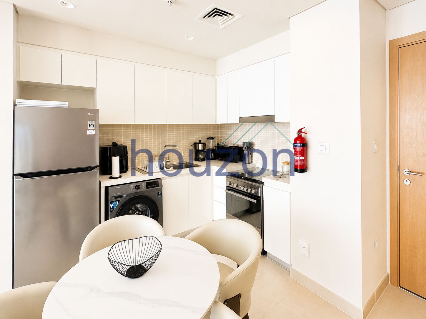 Bright + Spacious 1BR | Park View | Furnished