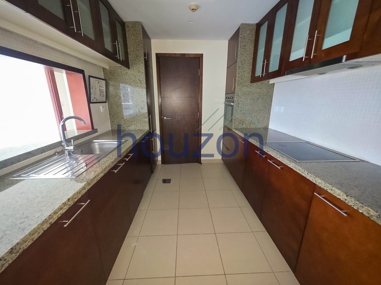 Spacious 1BR | Prime Location | Chiller Free