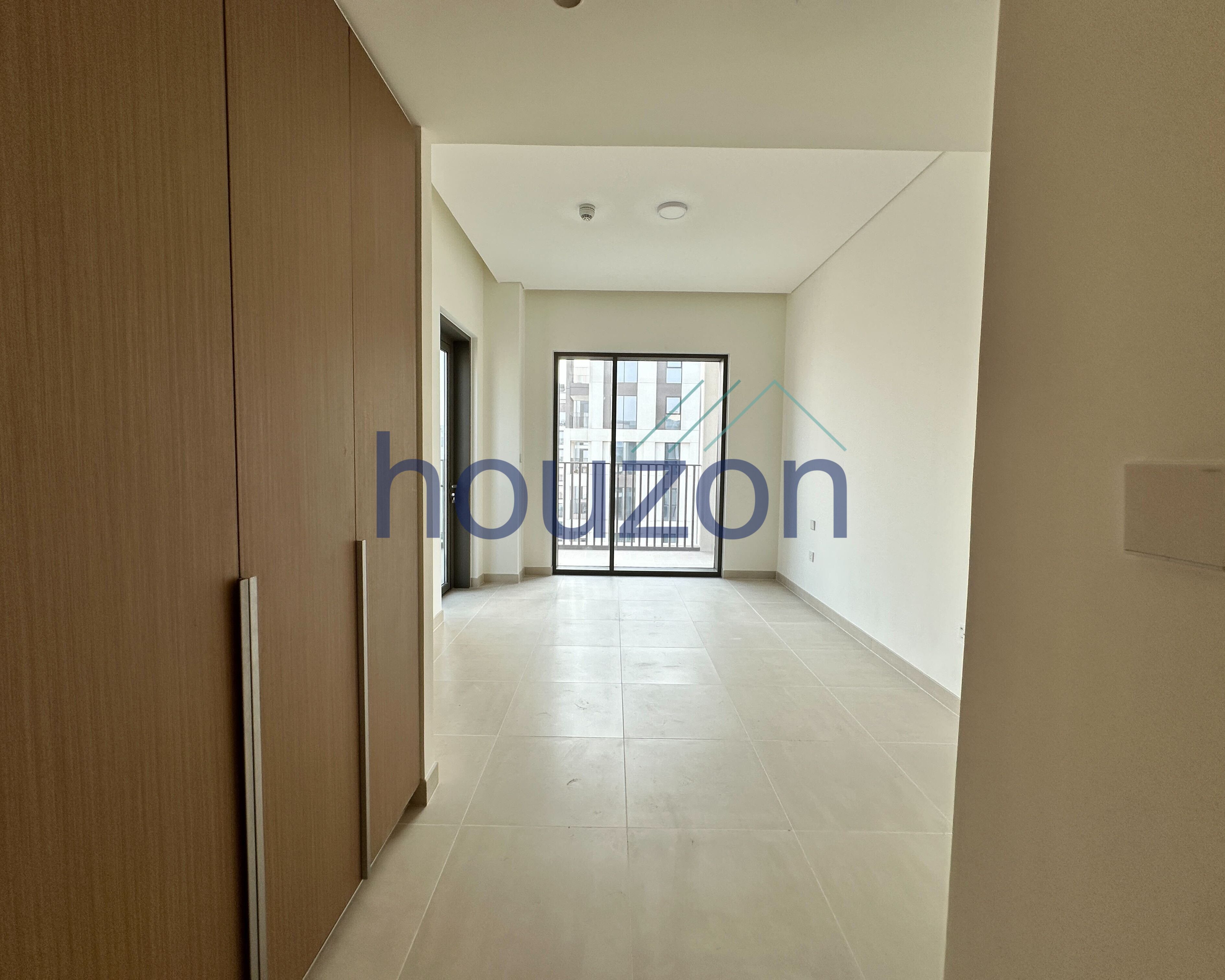 Bright 3BR | High Floor | Corner Unit | Vacant
