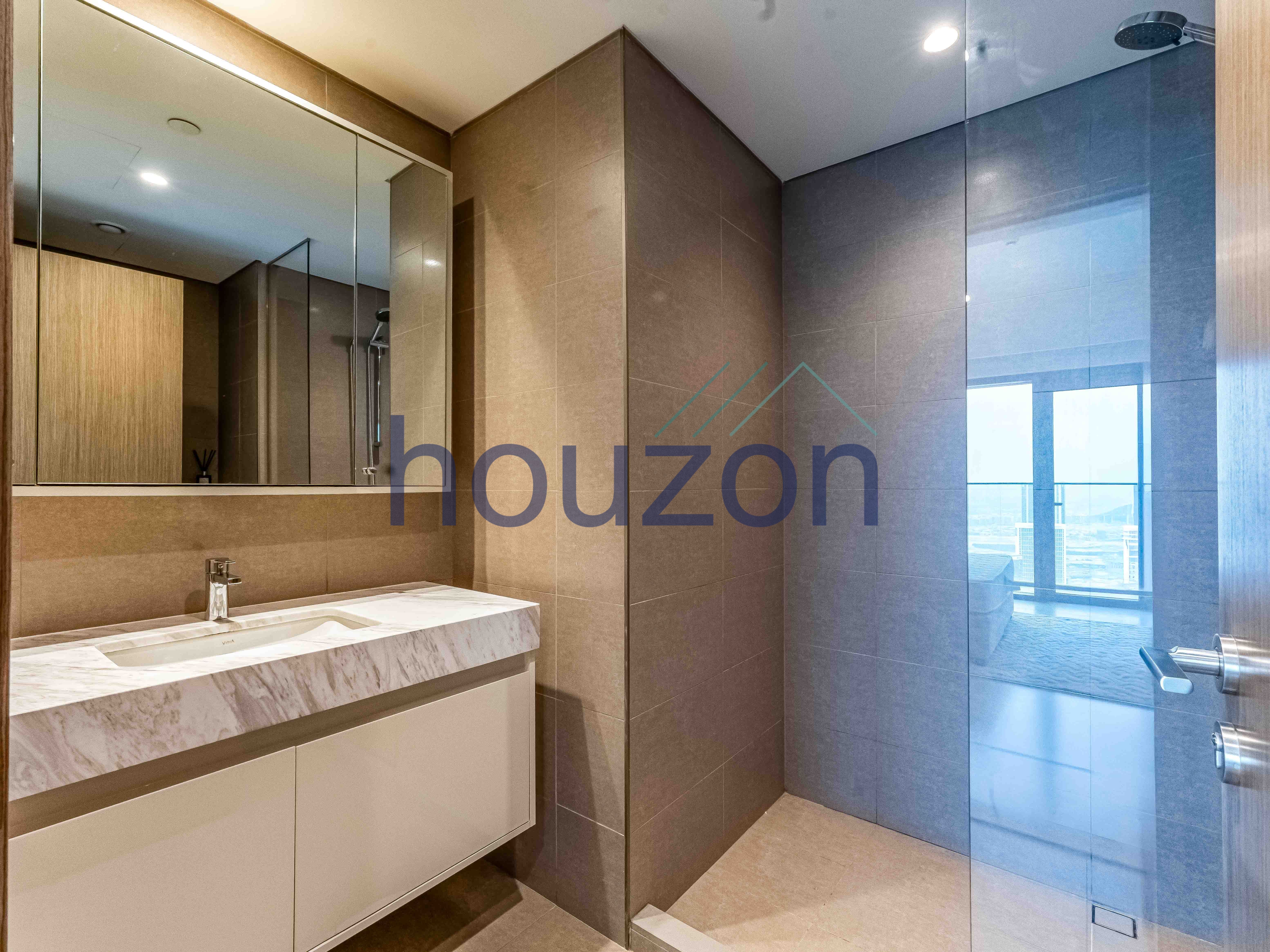 Spacious 2BR | Canal View | High Floor | Vacant