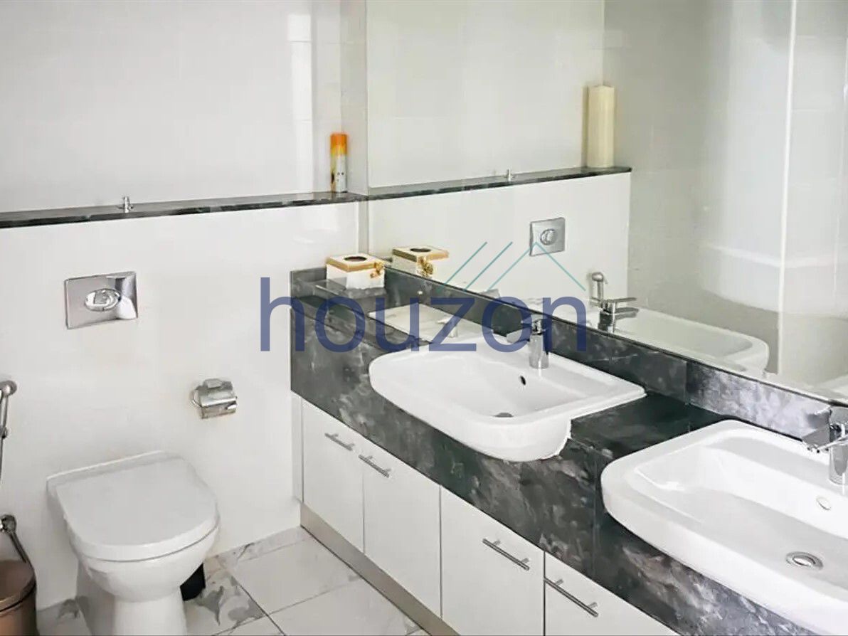 Spacious + Luxurious 2BR | Vacant | Canal View