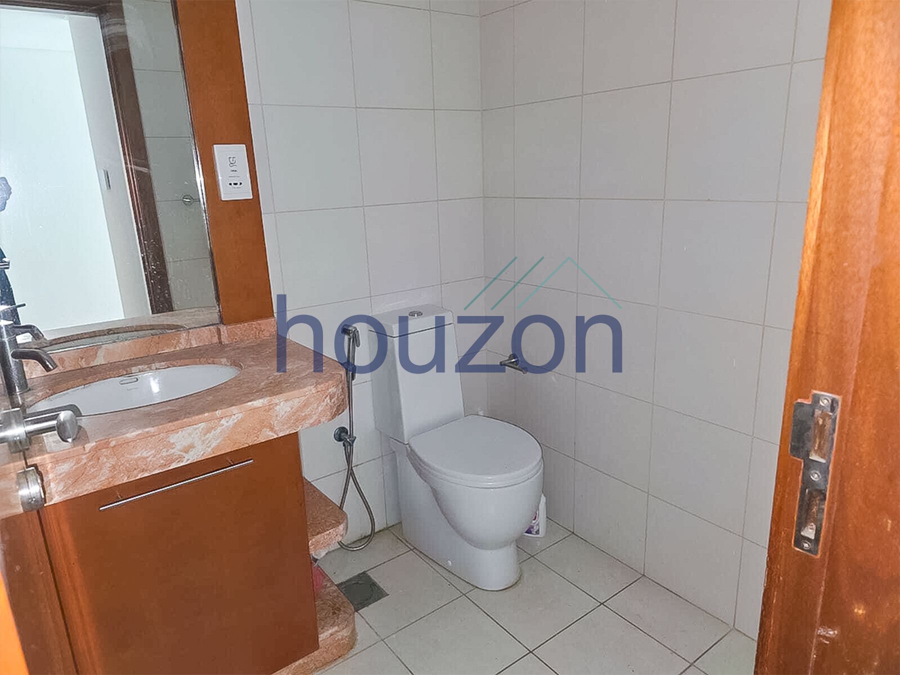 Modern 1BR | Vacant | Spacious Balcony