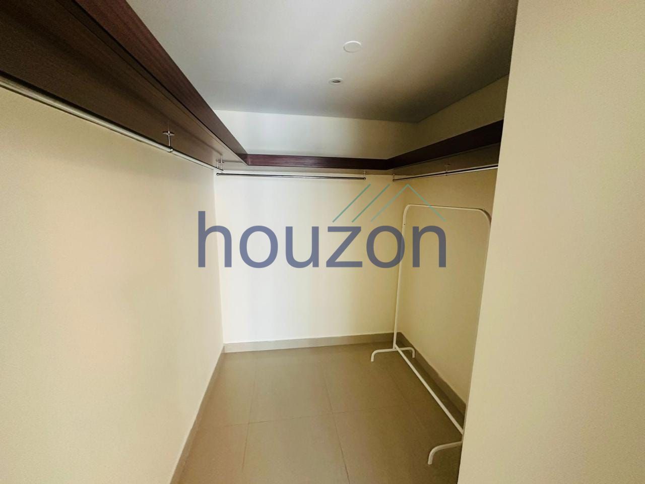 Spacious 2BR| Premium Location |Partial Blvd View