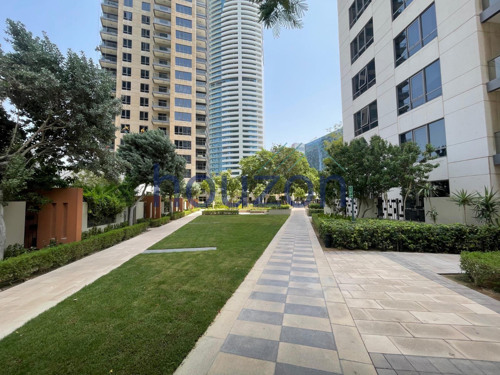 Spacious | furnished 1BR | Upgraded unit