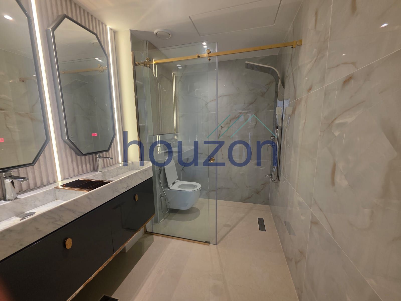 Premium Upgraded 3BR | Spacious | Burj view