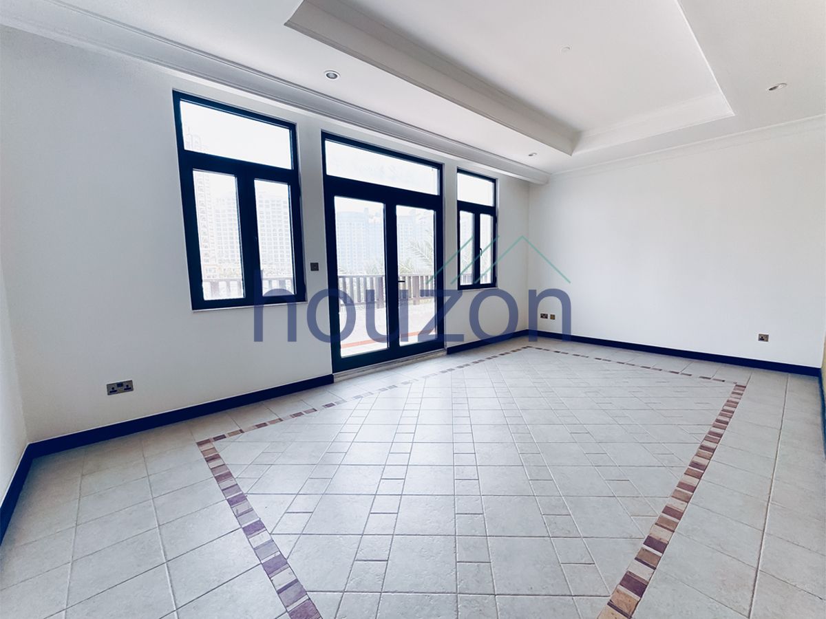 Atrium Entry | Renovation | Vacant | No Agents