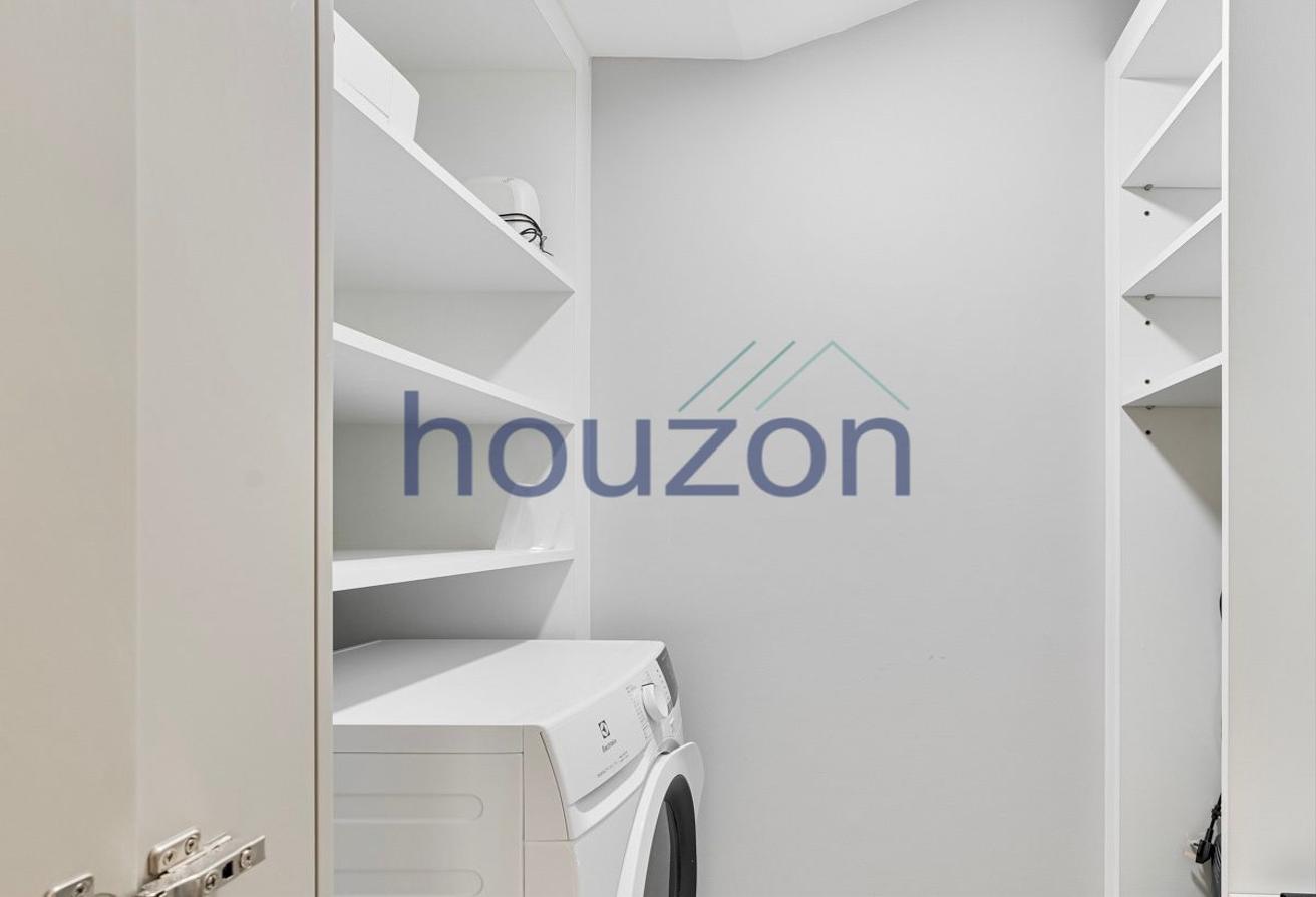 Branded + Luxurious 1BR | Furnished | Vacant