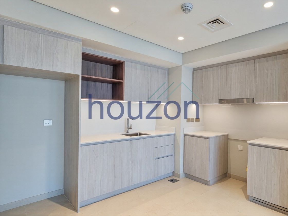 Branded + Modern 1BR | Lagoon View | Vacant