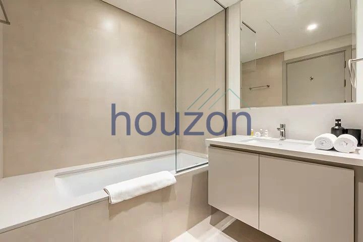 Fully Furnished 1BR  | Burj View |  Vacant